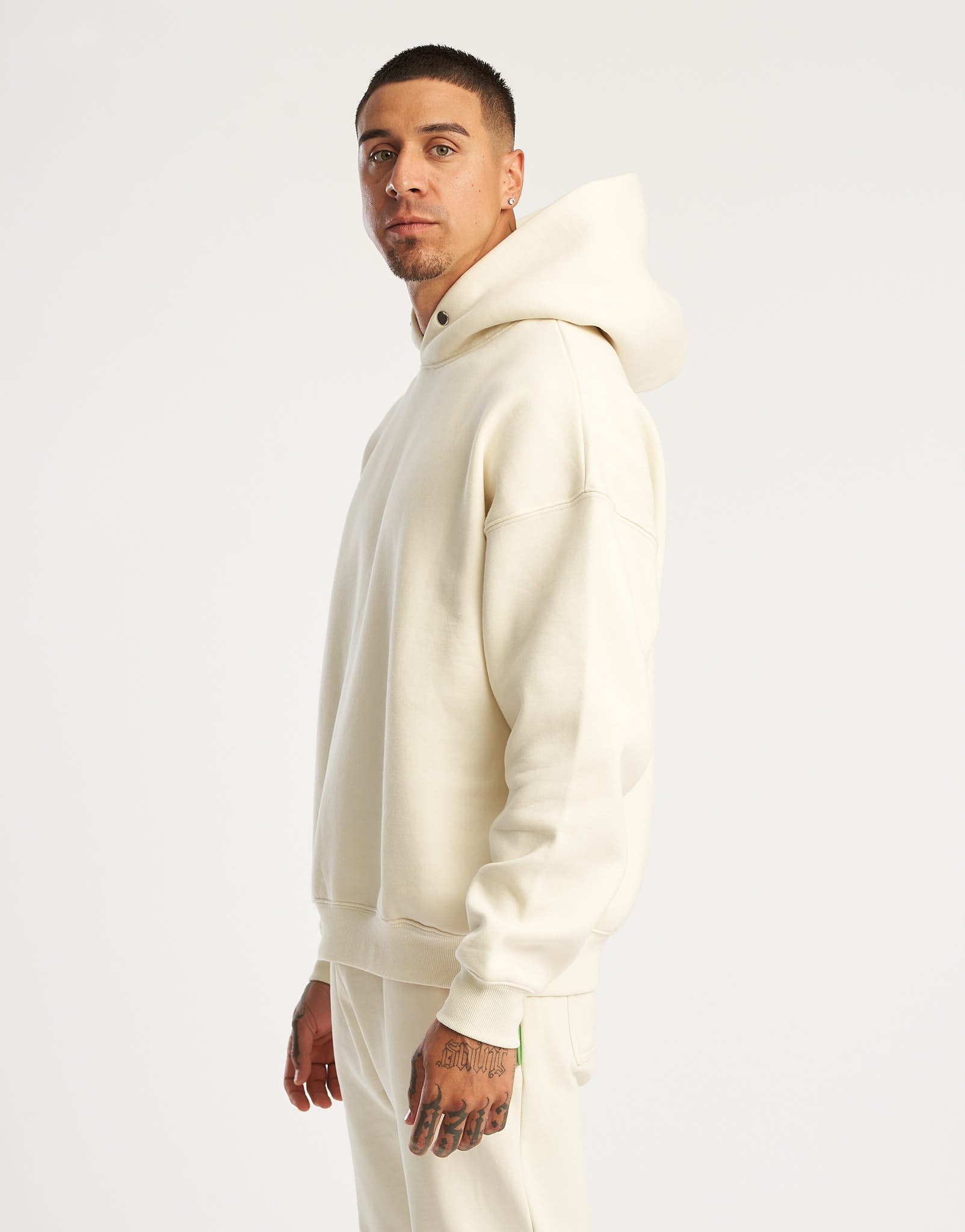 Basic Hoodie - Cannoli Cream