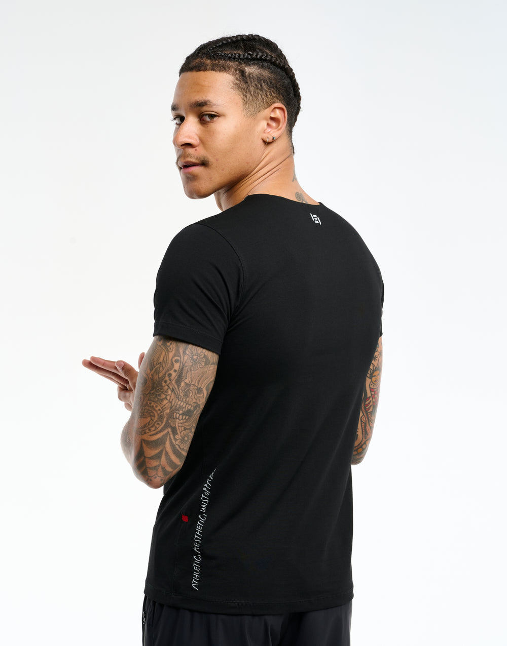 All Season T-Shirt - Black (with Motto)