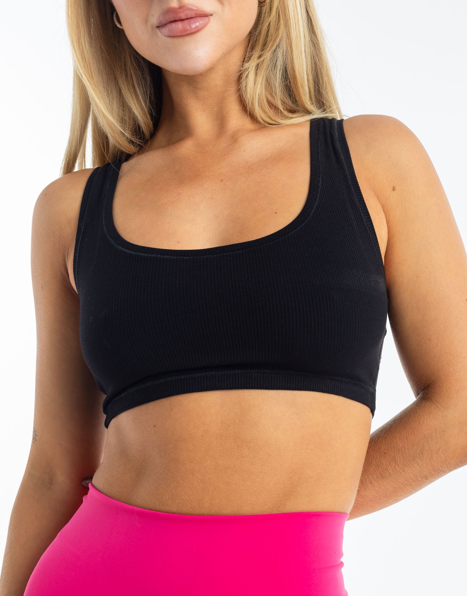 Cropped Ribbed Tank - Black