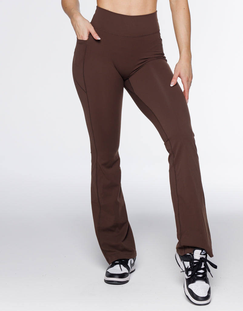 Flare Pocket Leggings - Fudge Brown