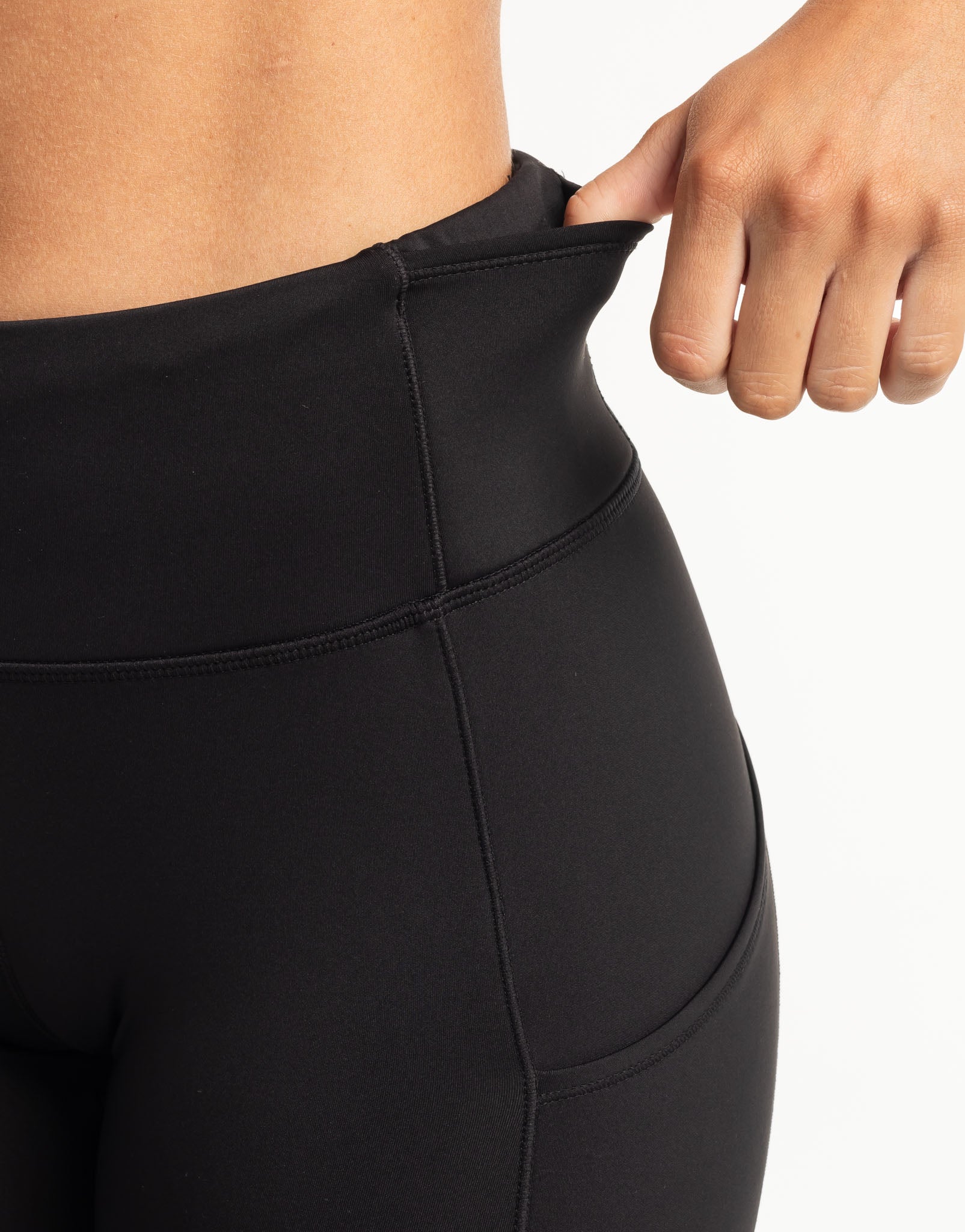 Thermal Pocket Leggings - Black