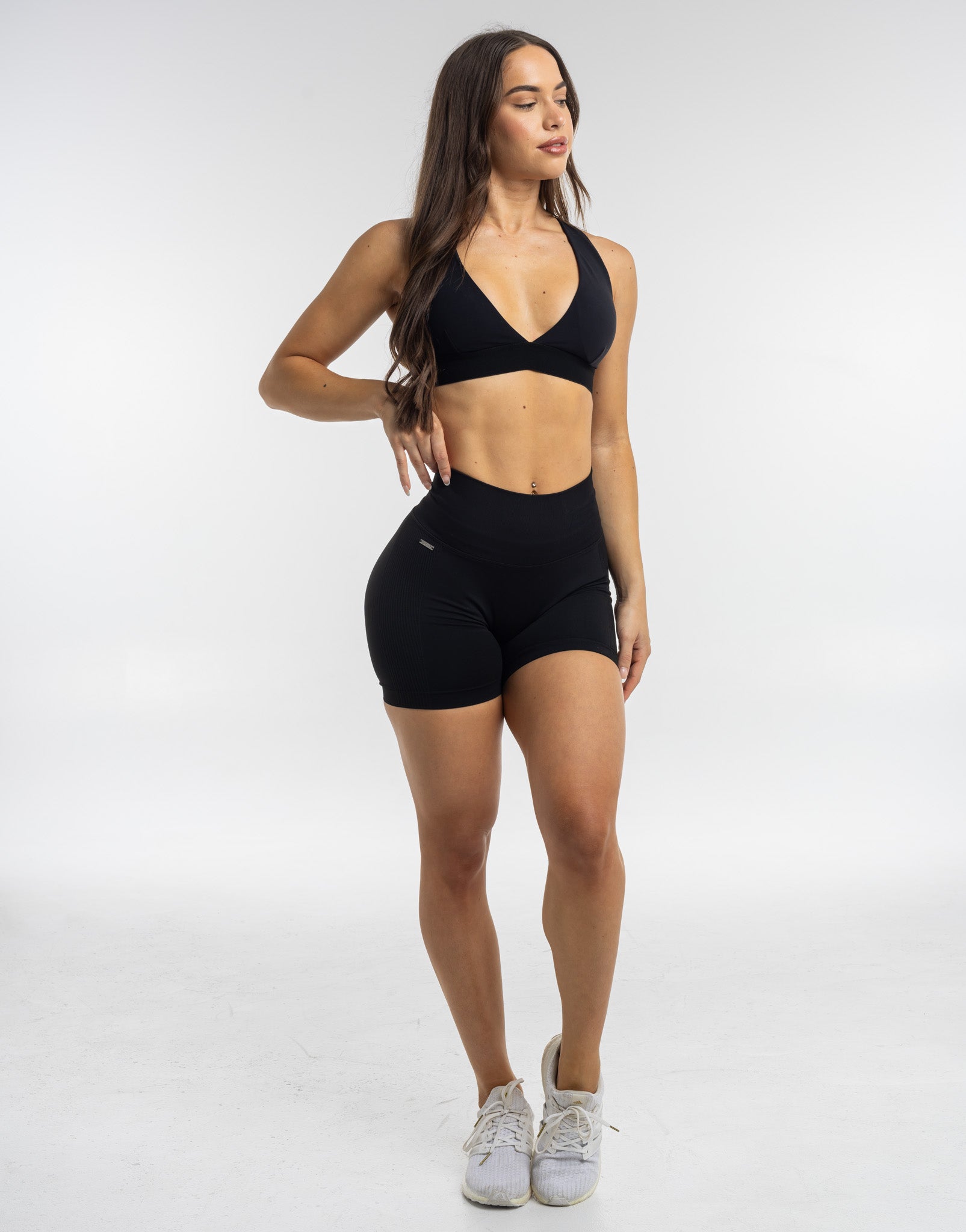 Relentless Sports Bra - Black