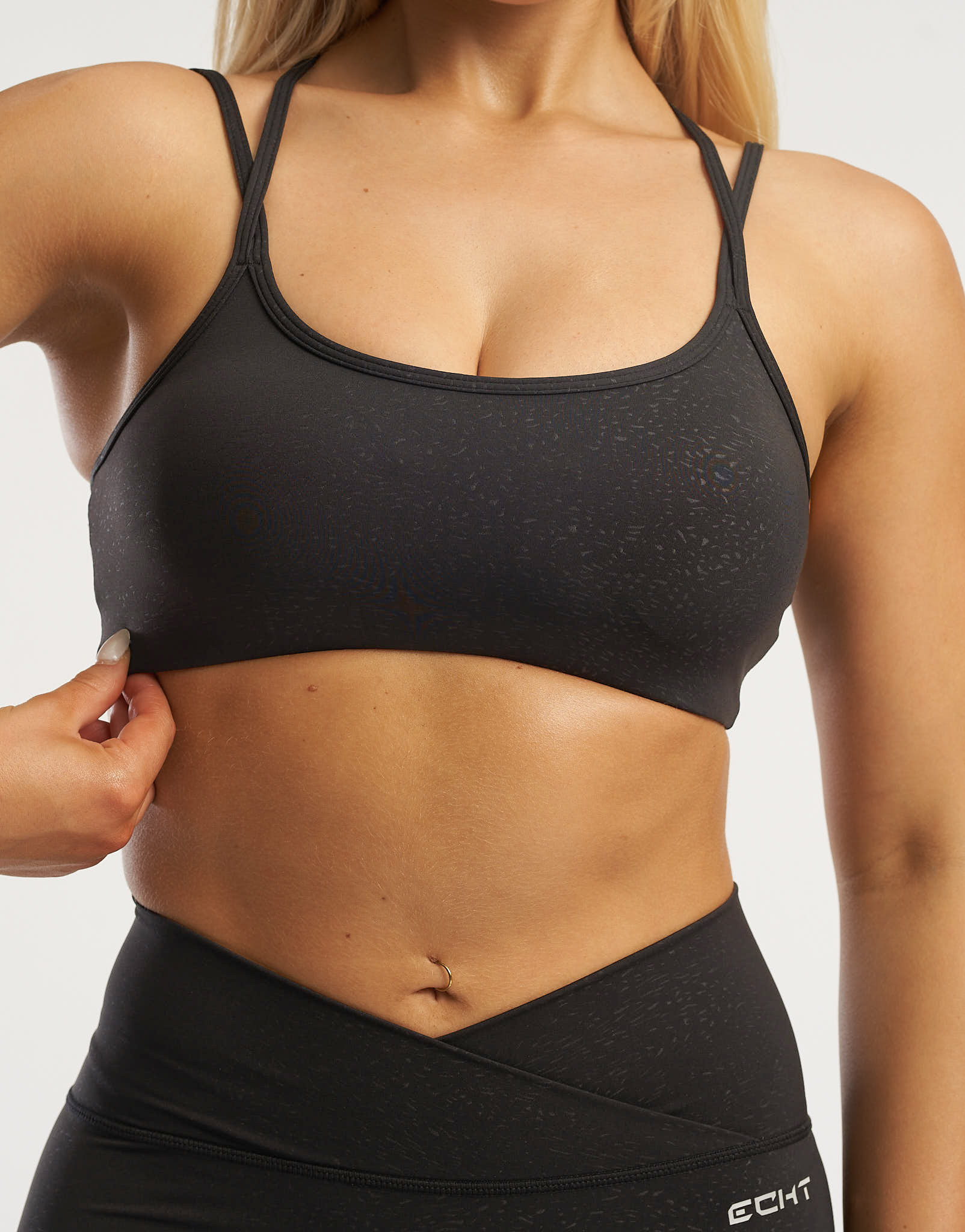 Storm Sports Bra - Black