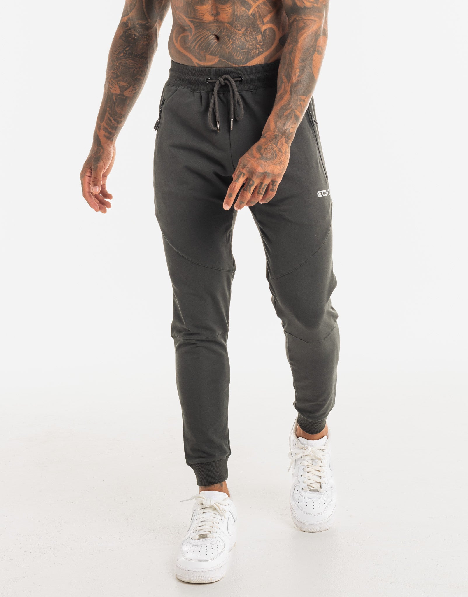 Echt Tapered Joggers - Pirate Black