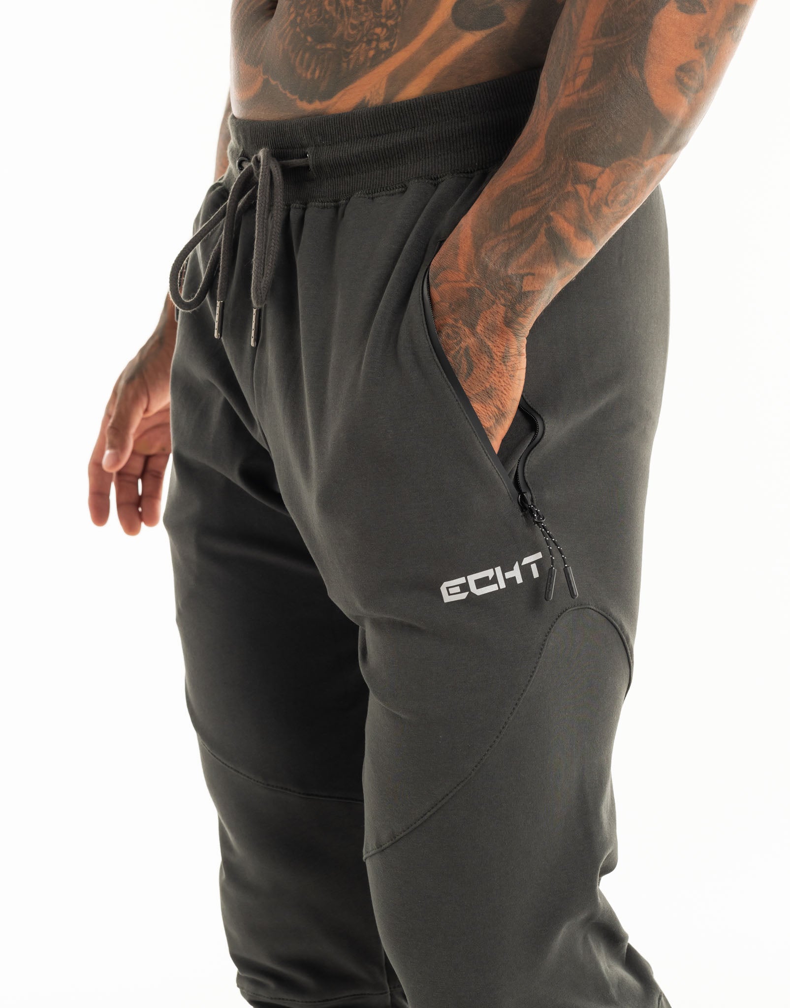 Echt Tapered Joggers - Pirate Black