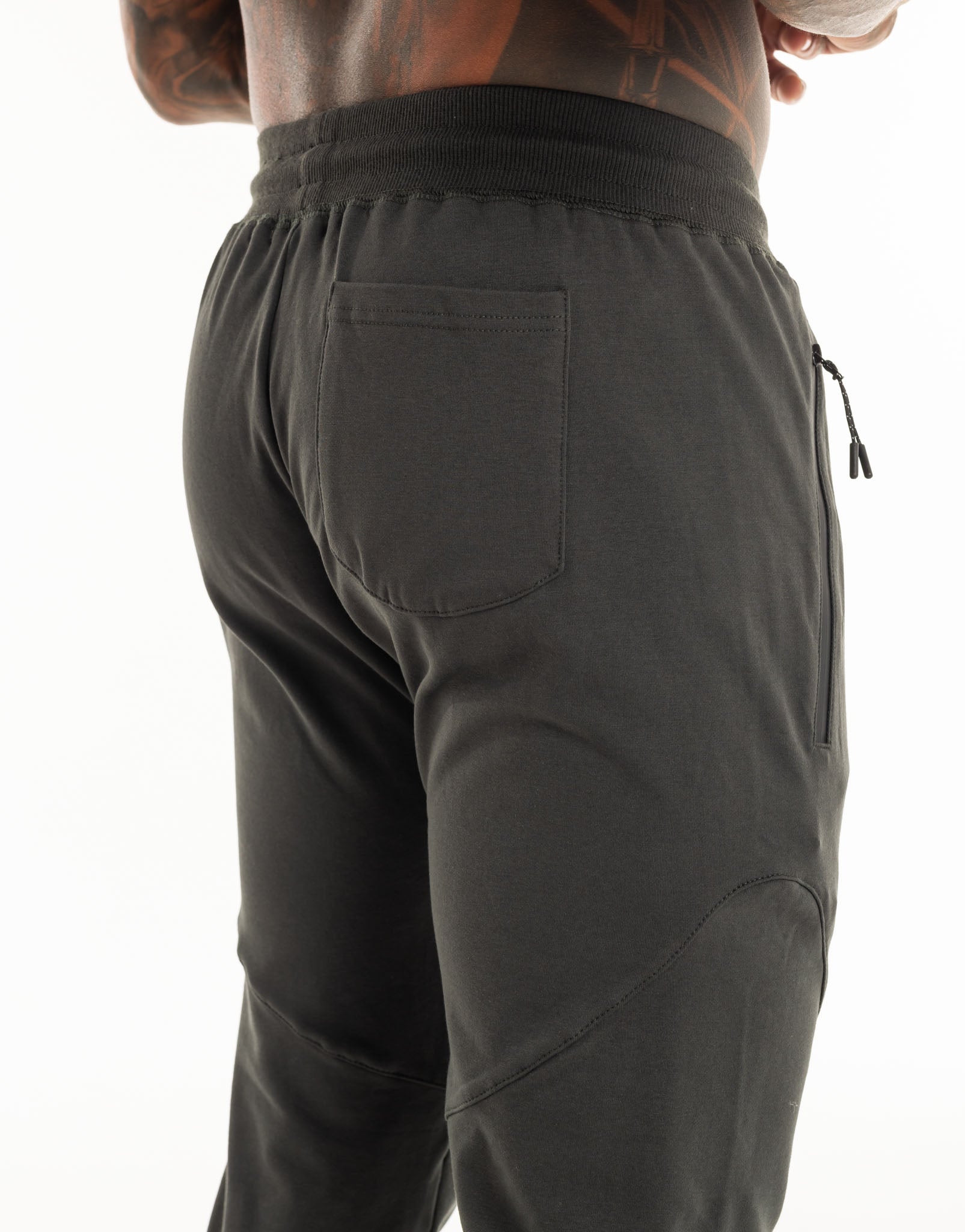 Echt Tapered Joggers - Pirate Black