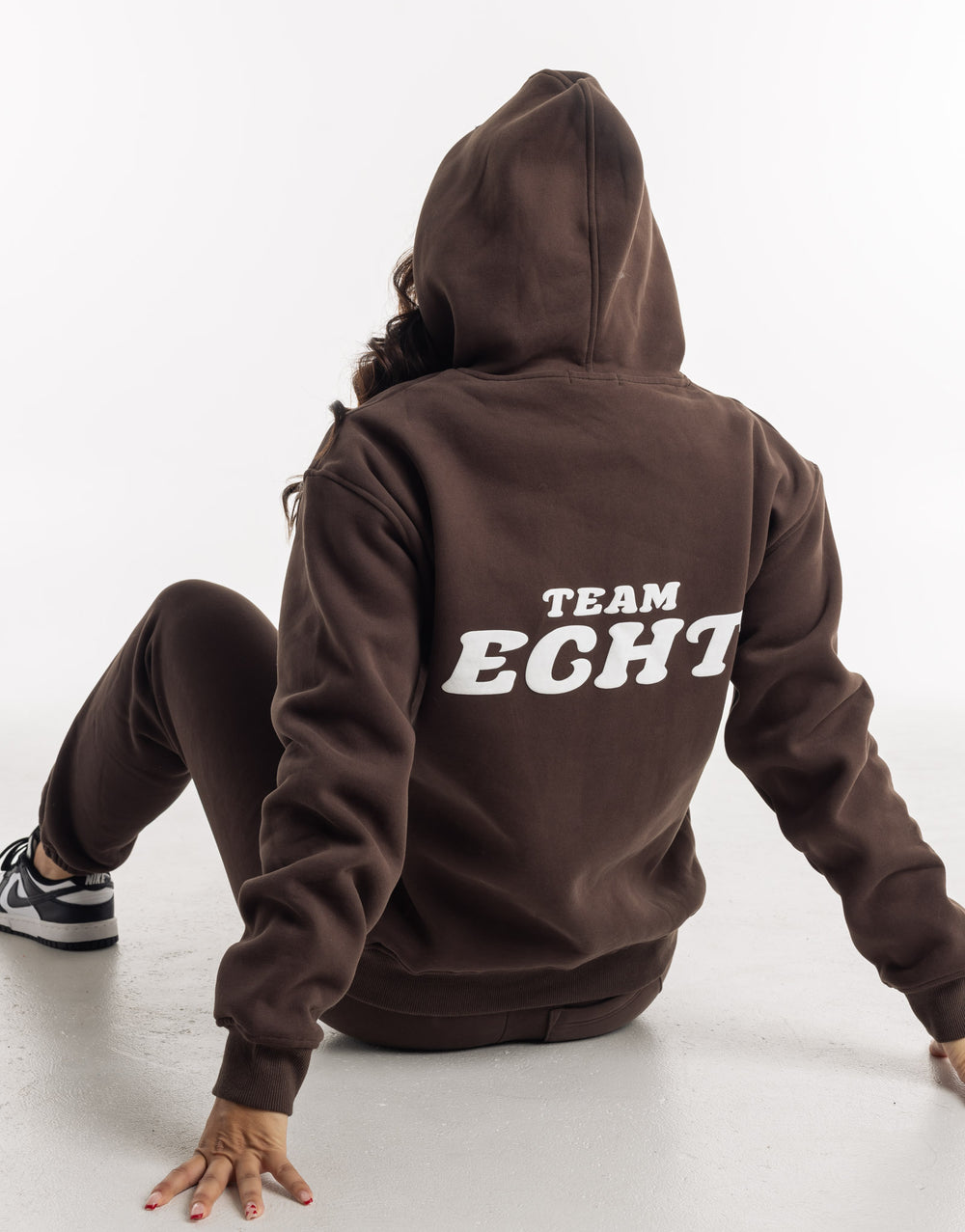 Team Echt Hoodie - Fudge Brown