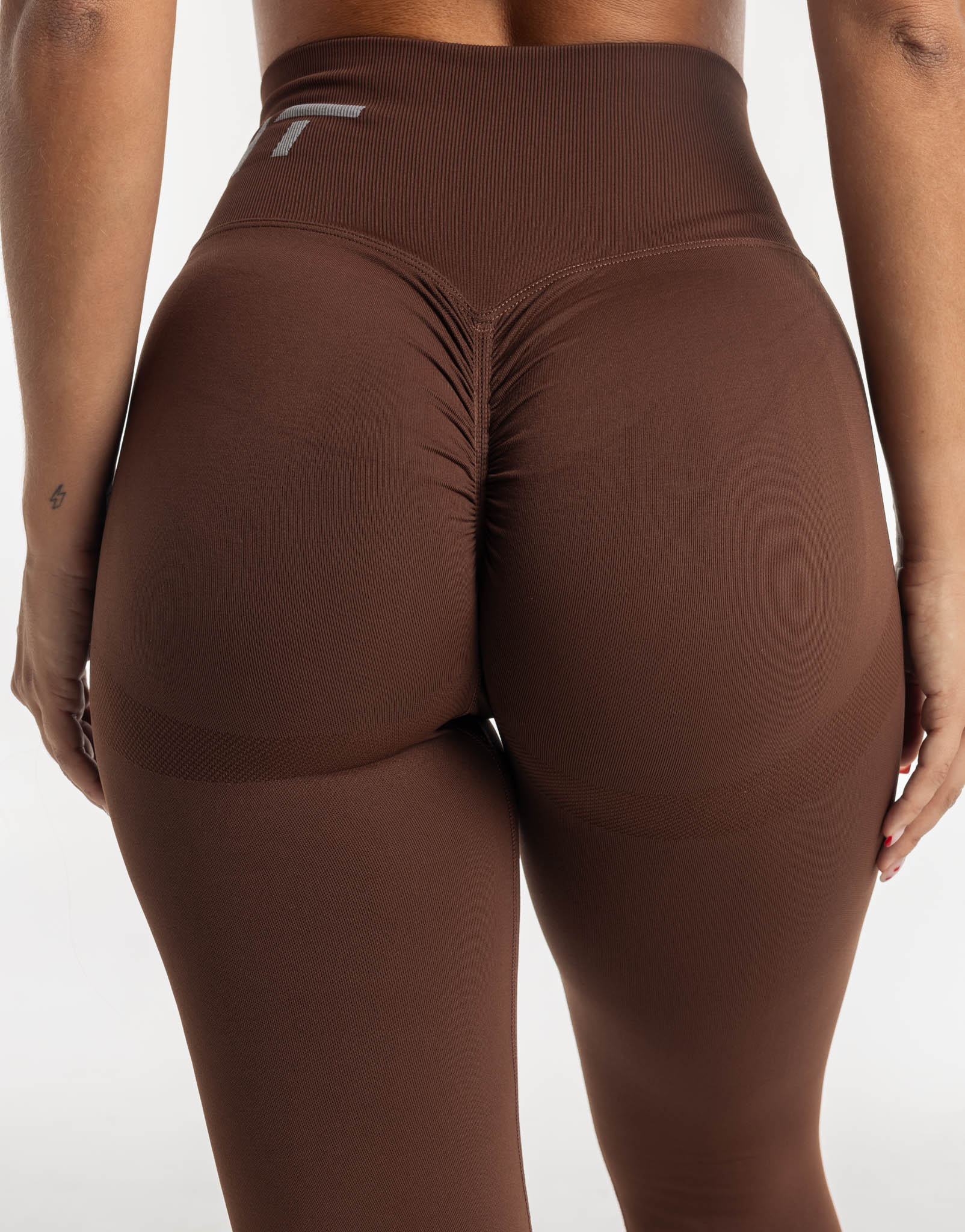 Arise Scrunch Leggings - Brown