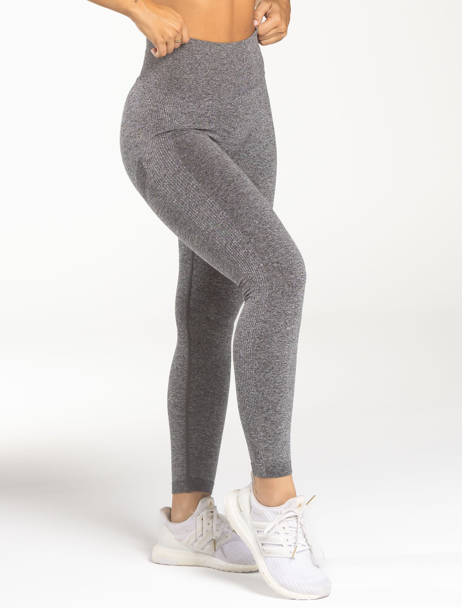 Arise Seamless Essential Leggings - Charcoal