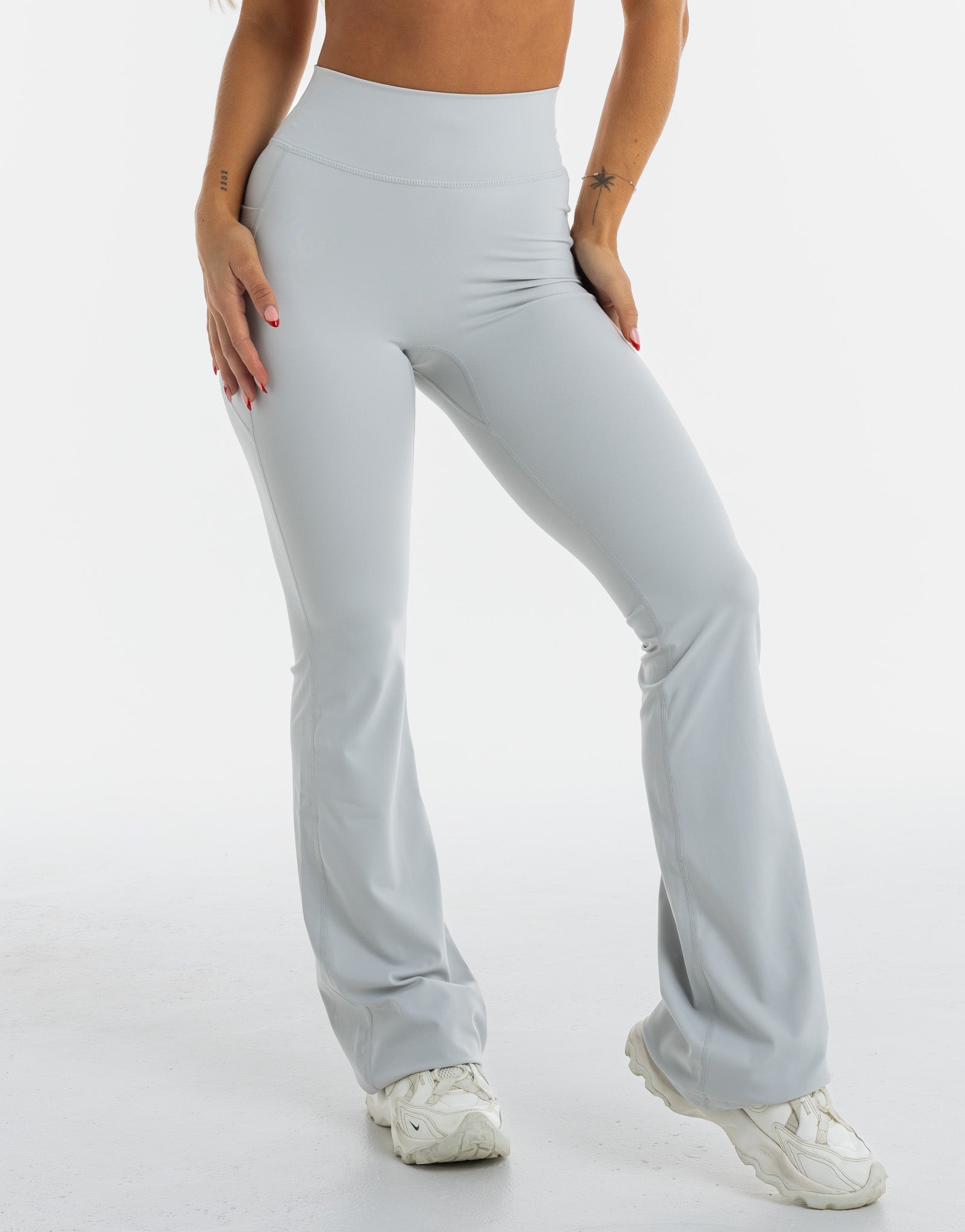 Flare Pocket Leggings - Micro Grey