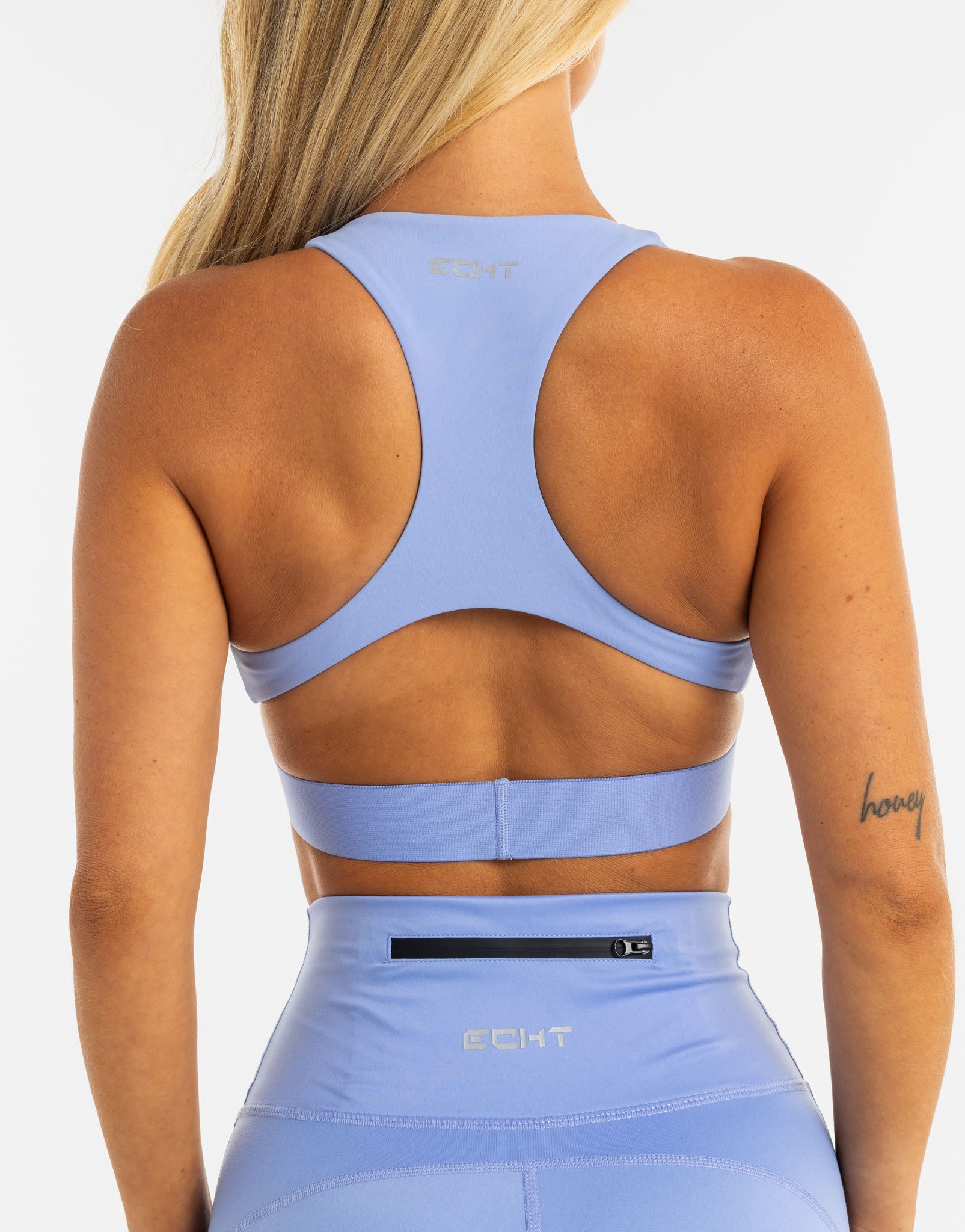 Relentless Sports Bra - Hydrangea Blue