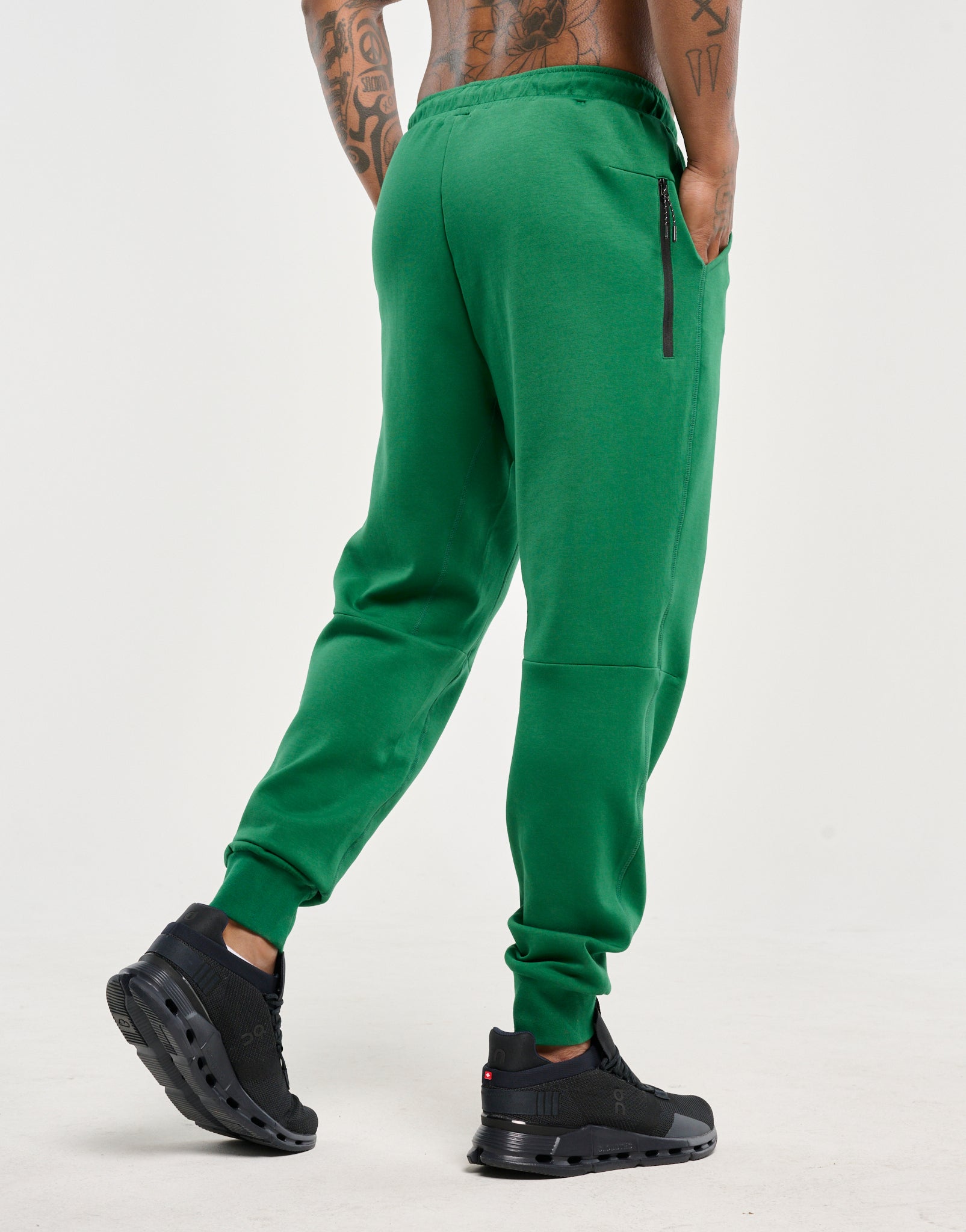 Echt Tech Joggers - Green