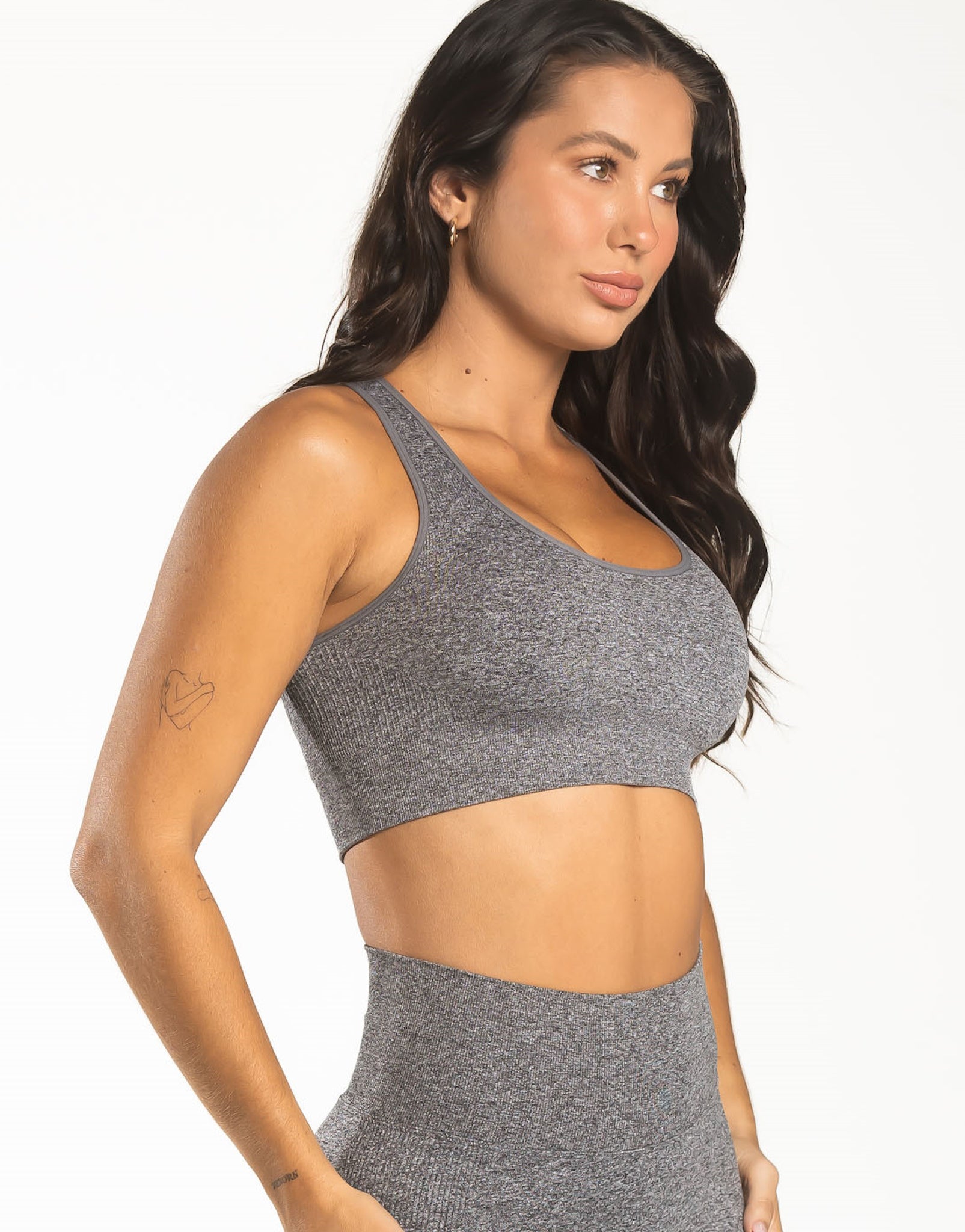 Arise Seamless Essential Sports Bra - Charcoal