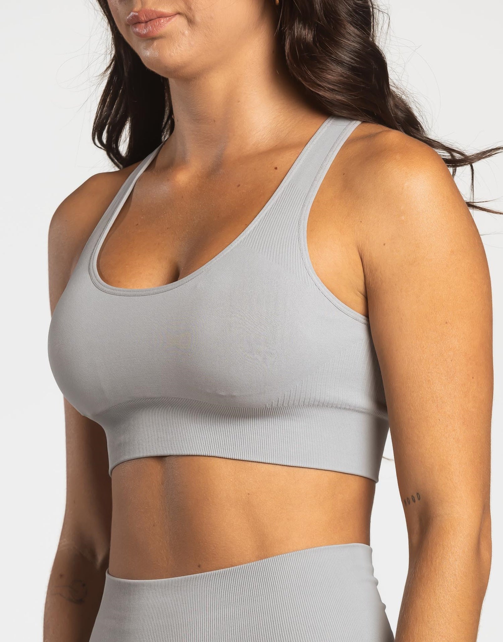 Arise Seamless Essential Sports Bra - Grey