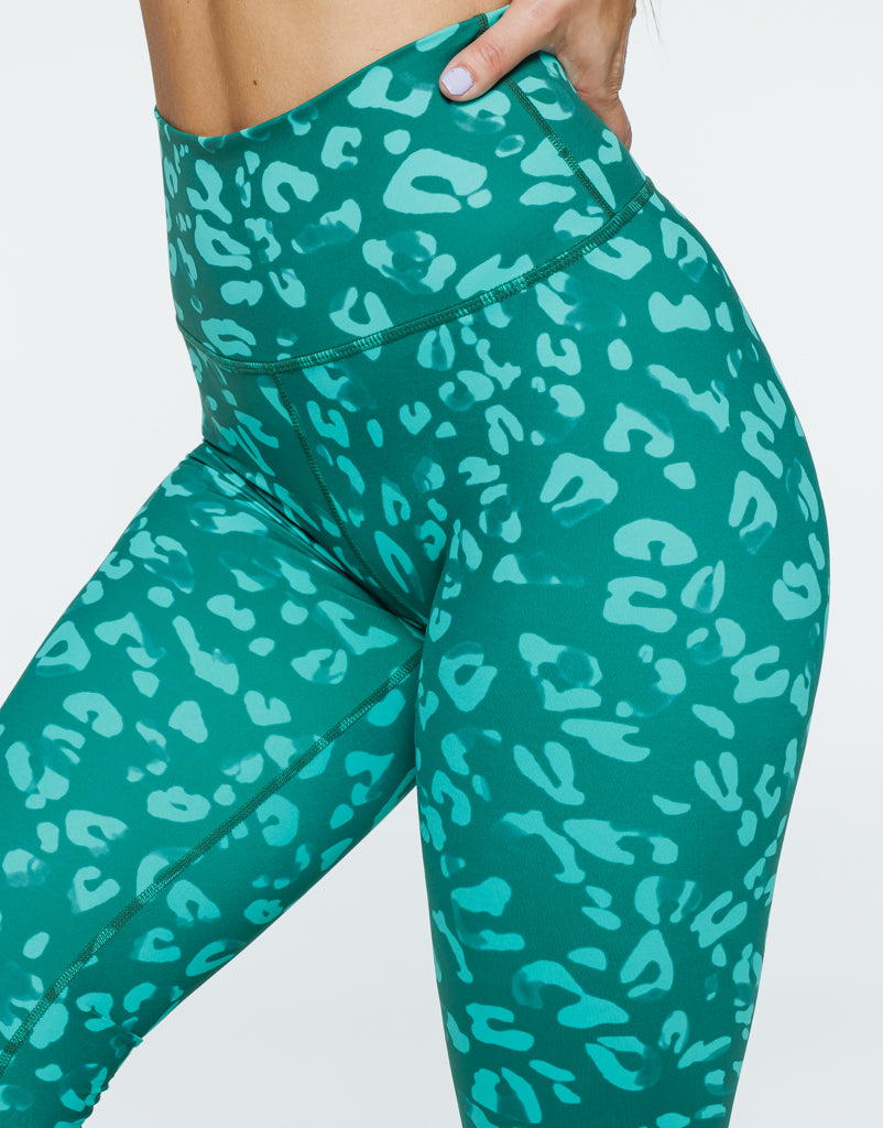 Avant Scrunch Leggings - Emerald Green